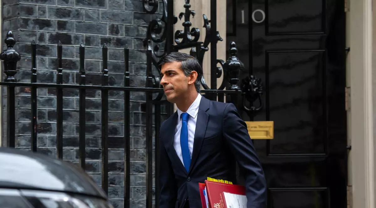 Premierul britanic Rishi Sunak a plătit anul trecut impozite de peste jumătate de milion de lire sterline. Câţi bani a câştigat