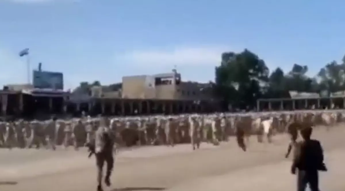 Cel puțin 100 de morți și peste 240 de răniți, într-un atac cu drone la ceremonia de absolvire a unei academii militare din Siria