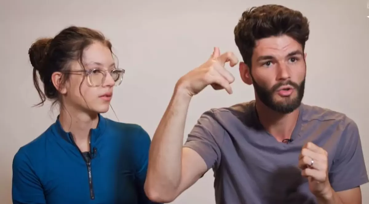 Cleopatra Stratan și Edward Sanda, înconjurați de motocicliști înarmați la „America Express”. Ce a pățit reporterul lor: „I-au pus pistolul la cap”