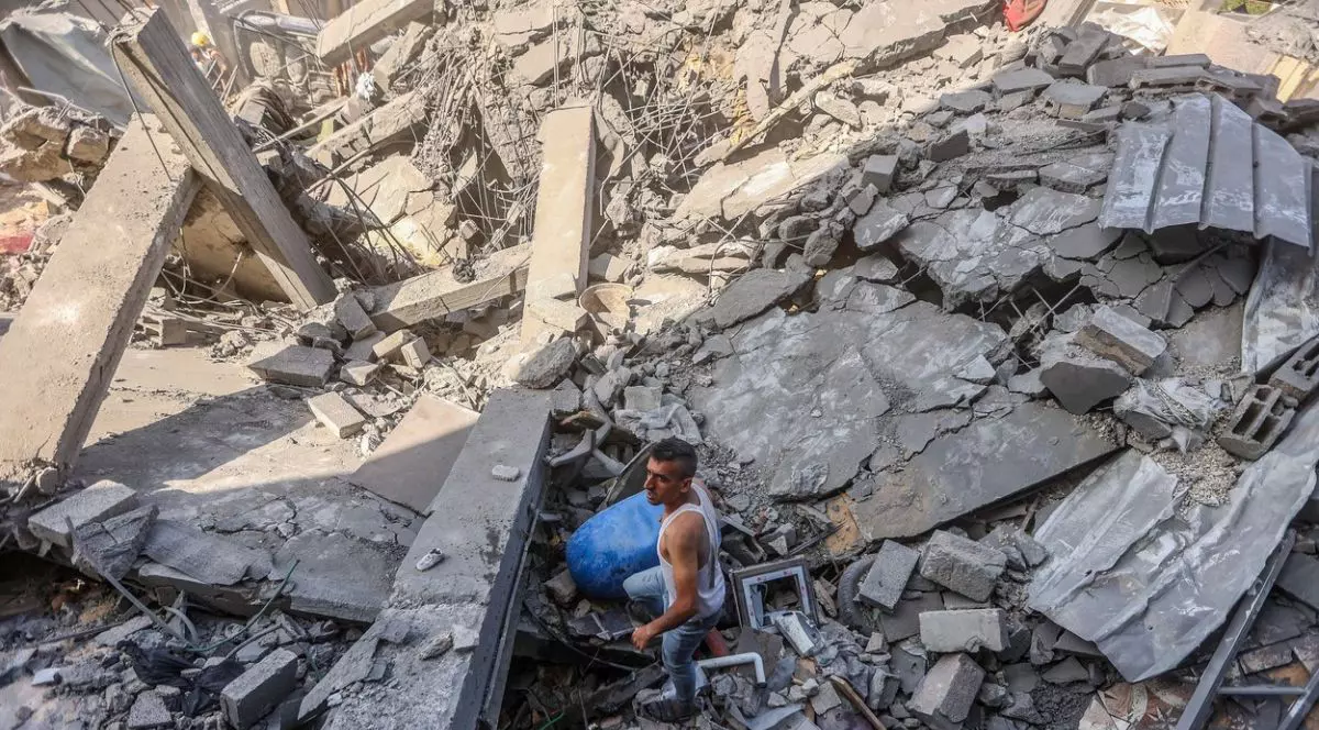 Război Israel-Hamas, ziua 29: Israelul anunță că a terminat de încercuit orașul Gaza. Hamas spune că peste 60 de ostatici au dispărut în urma unui atac aerian israelian