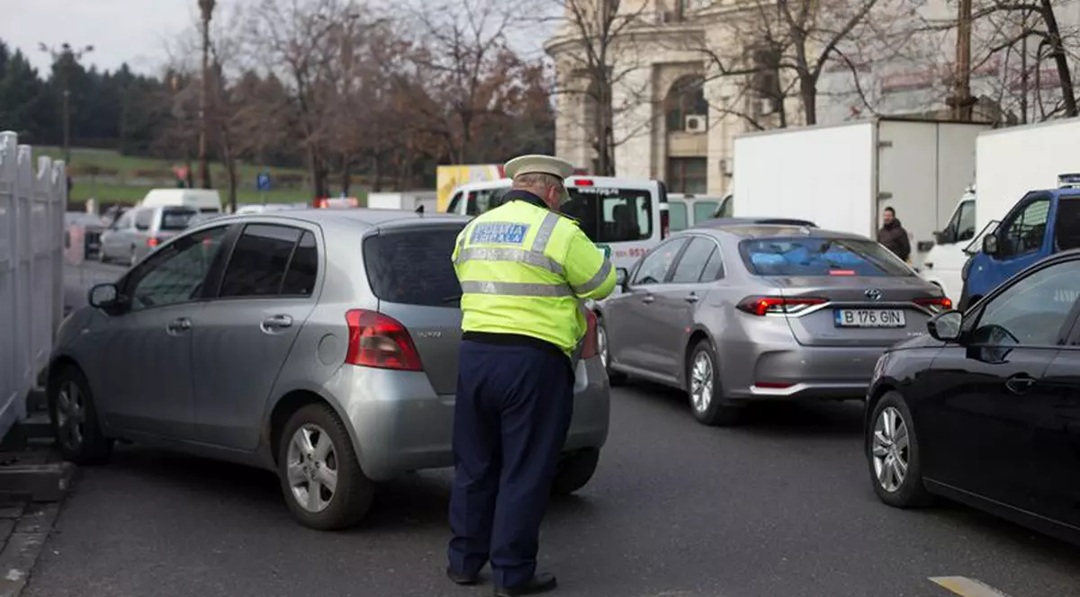 Două victime în urma unui carambol cu cinci mașini în București