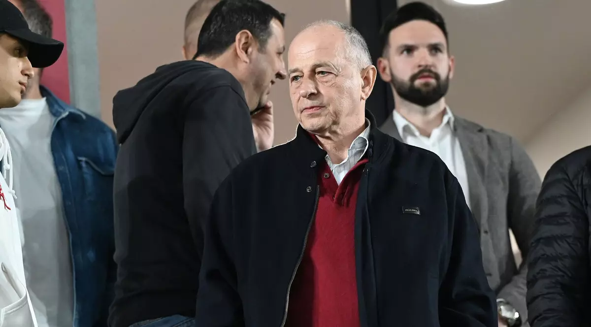 SONDAJ. Câți dintre alegătorii liberali i-ar vota pe Geoană sau pe Ciolacu la prezidențiale, dacă PNL nu va avea candidat propriu