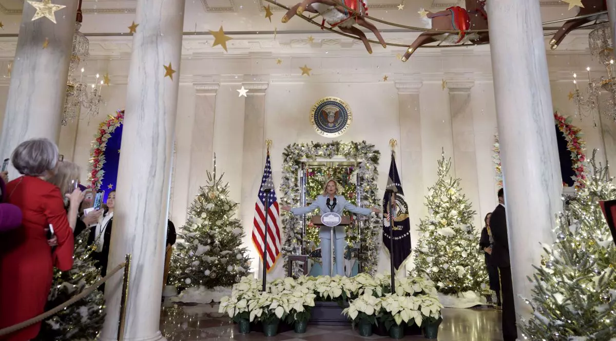 „Magie, minune și bucurie”. Jill Biden a dezvăluit decorurile de sărbători de la Casa Albă
