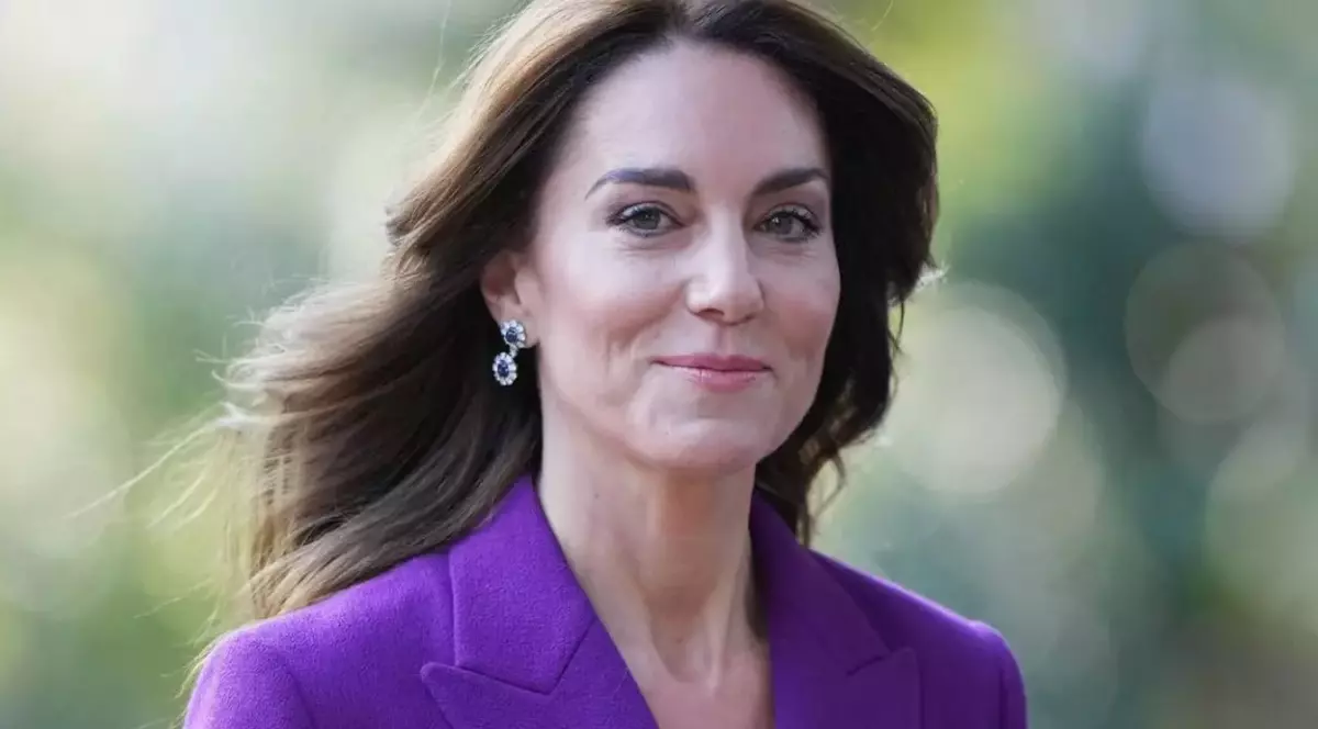 Kate Middleton a fost operată la un spital din Londra și va rămâne internată cel puțin 10 zile