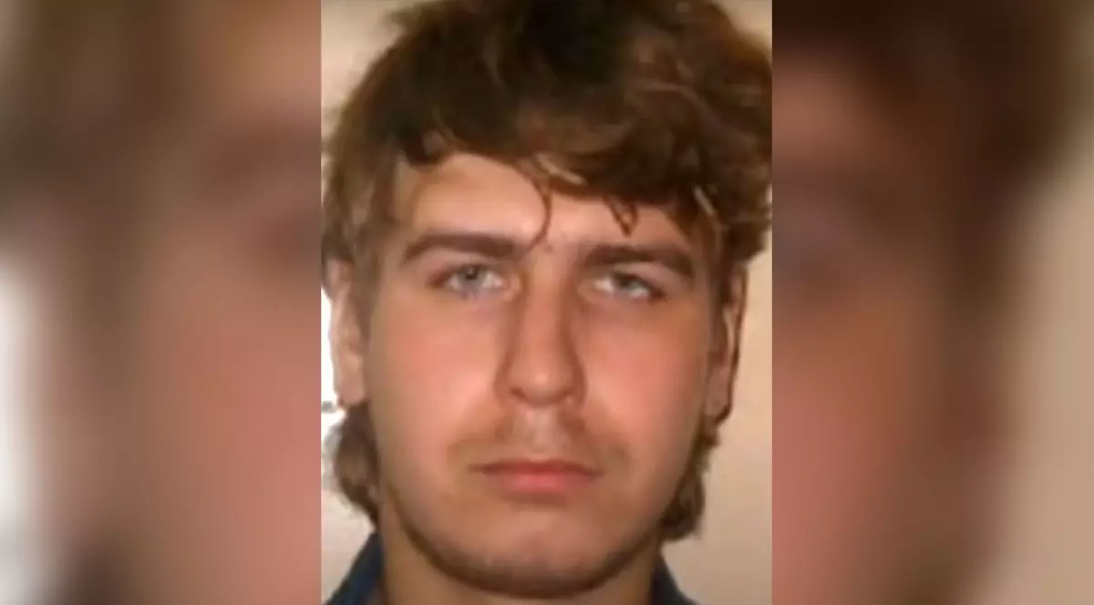 Un „satanist” rus condamnat pentru uciderea ritualiacă a patru tineri a fost grațiat, după ce a luptat pe frontul din Ucraina, scrie presa rusă