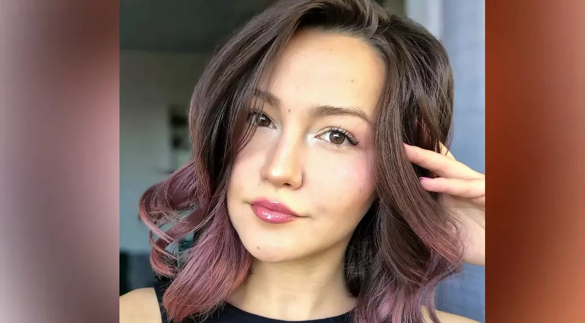 Oana Lasconi, după ce mama ei a anunțat că nu mai candidează la alegerile europarlamentare: „Un homofob în minus în Parlamentul European este un câștig”