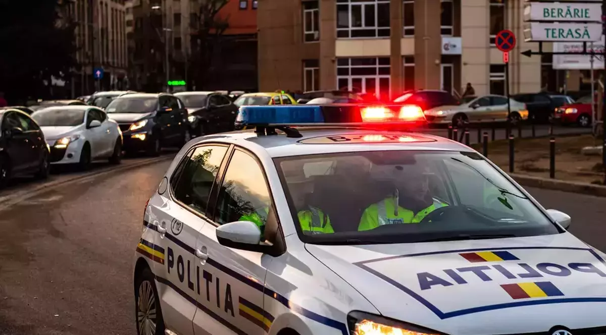 Copil de 1 an şi 5 luni, lovit mortal cu maşina de un poliţist de la Investigații Criminale, la Brăila