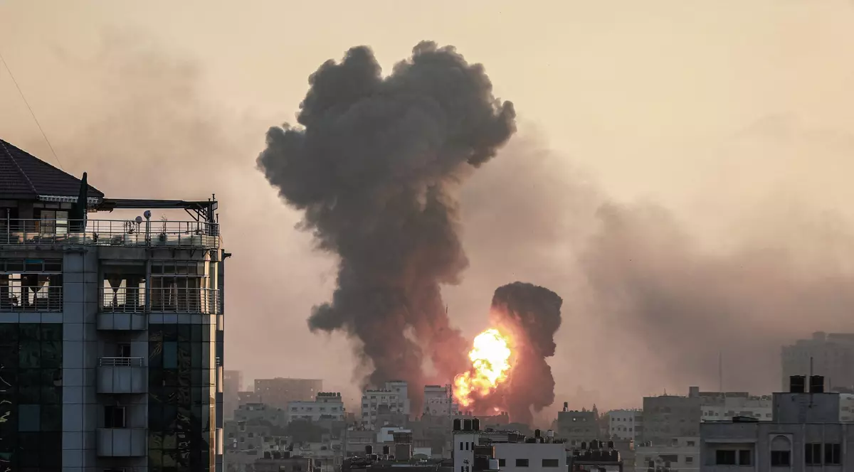 Armata israeliană anunță că a încercuit orașul Gaza și exclude o încetare a focului. Netanyahu: „Suntem la apogeul bătăliei”