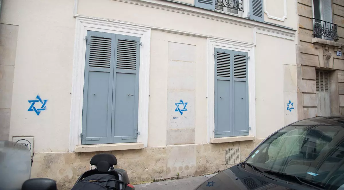 Cine este cetățeanul moldovean despre care presa internațională a scris că a sponsorizat inscripționarea Stelei lui David pe mai multe clădiri din Paris