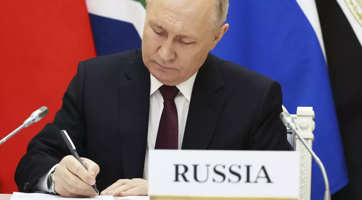 Putin consideră că țările BRICS pot găsi o soluție politică la conflictul din Gaza, în timp ce Xi cere organizarea unei conferinţe internaţionale de pace