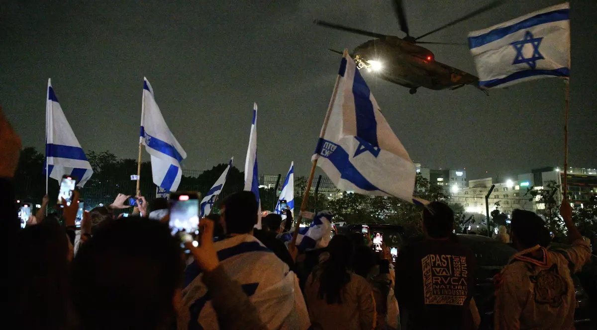 Armistițiul din Fâșia Gaza a fost prelungit cu încă două zile. 11 ostatici au fost eliberați de Hamas, în schimbul a 33 de prizonieri palestinieni, și au ajuns în Israel