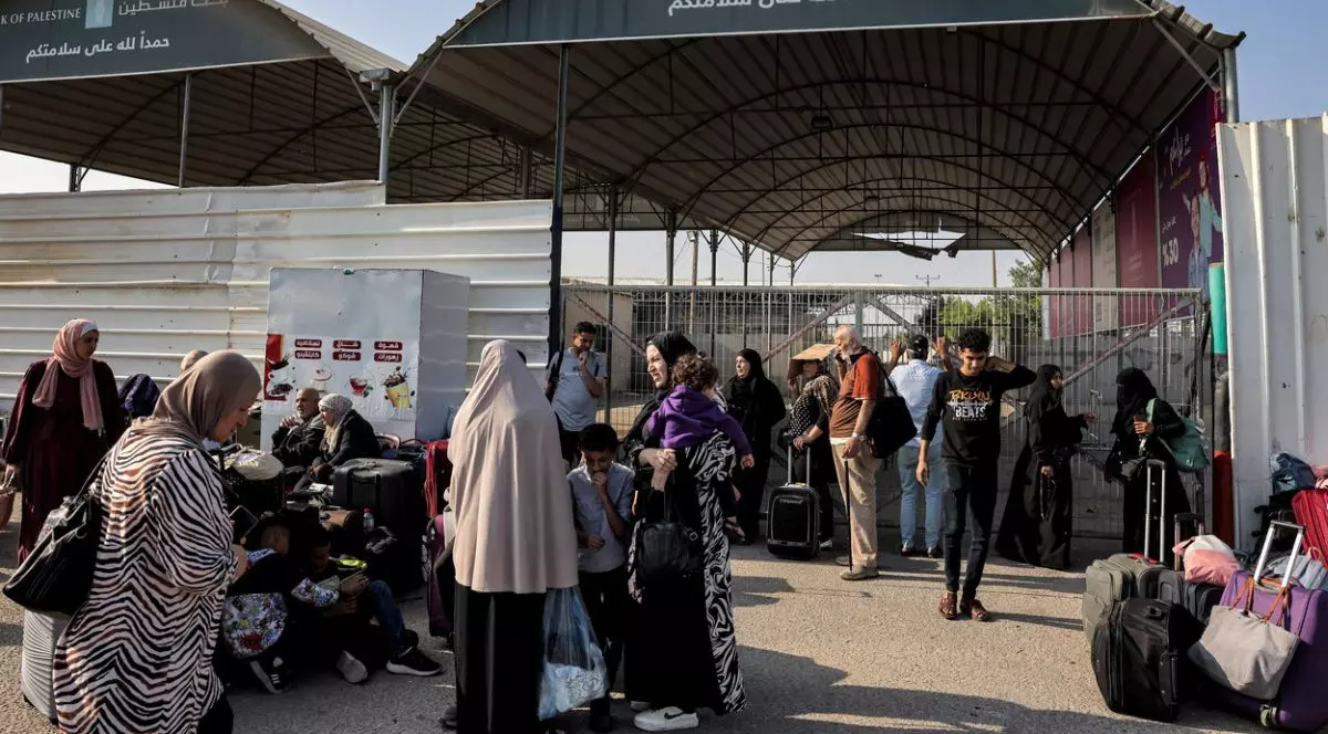 Peste 700 de cetățeni străini sunt așteptați să iasă din Gaza pe la frontiera Rafah