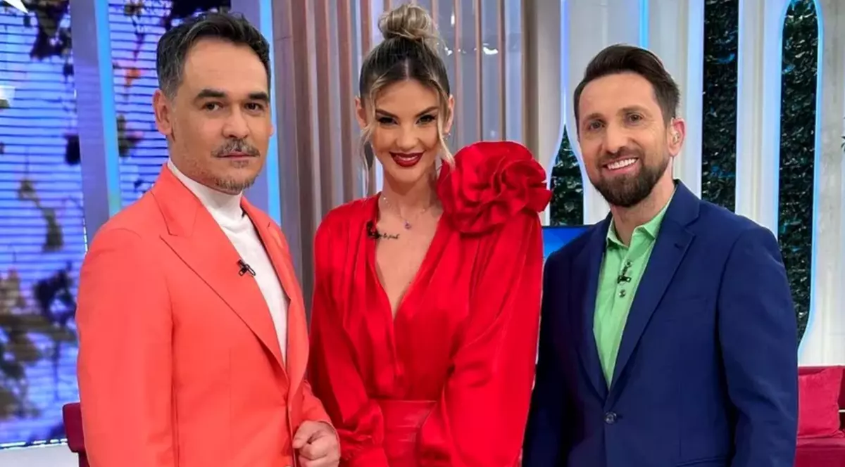 Ramona Olaru alături de Răzvan Simion și Dani Oțil