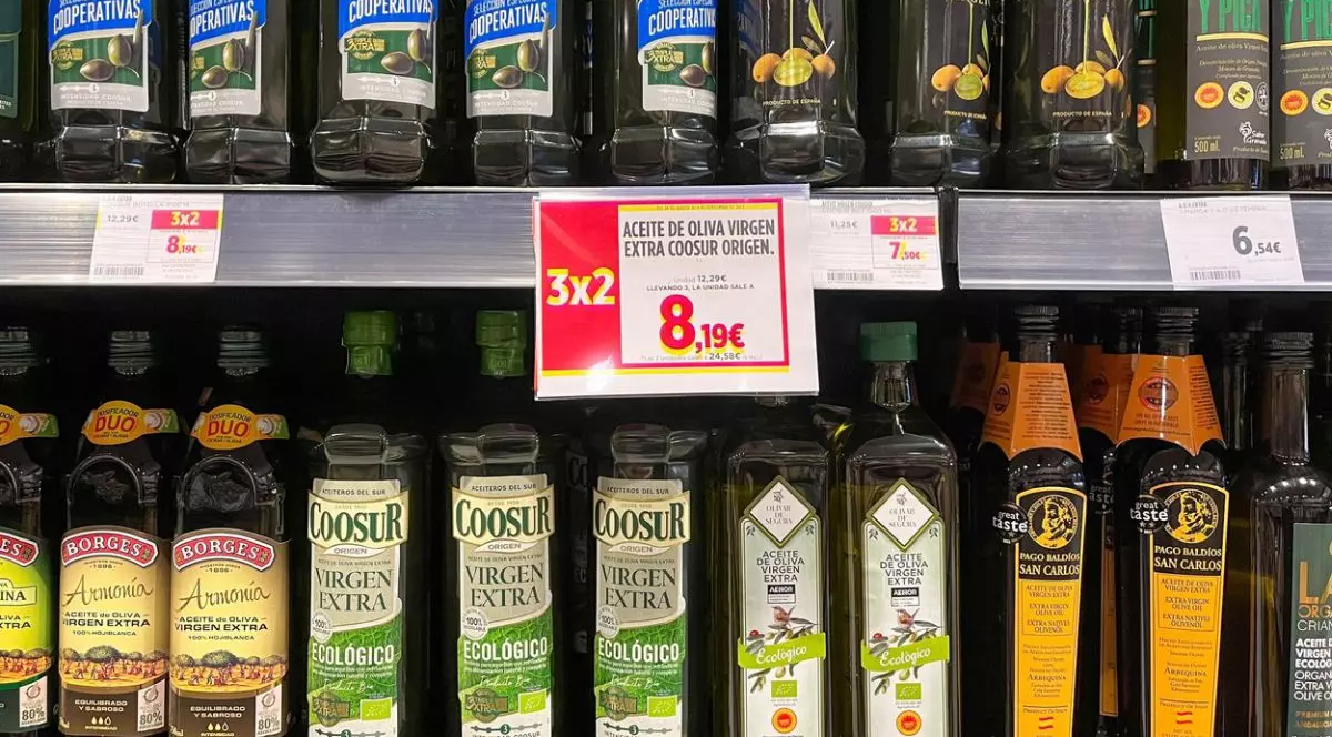 Supermarketurile din Spania au început să încuie uleiul de măsline după ce prețurile și furturile au crescut masiv