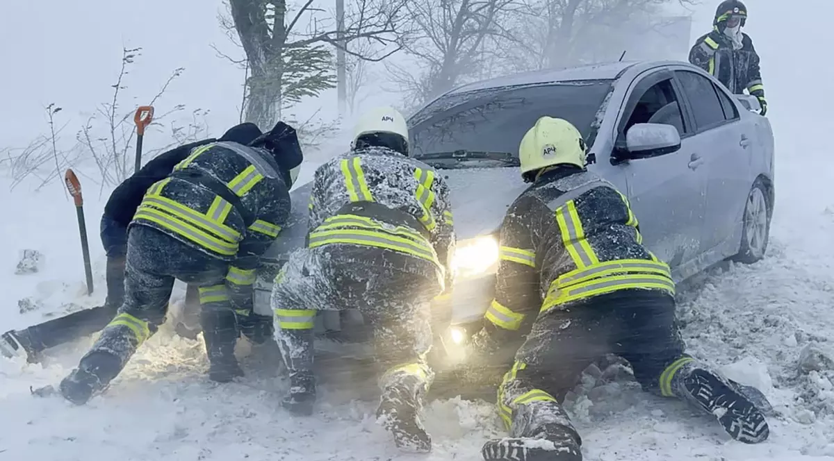 Bilanțul intemperiilor din Ucraina. Zelenski: „Cinci persoane au murit în regiunea Odesa”. 1.500 de localități au rămas fără energie electrică