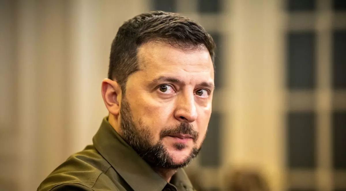 Popularitatea lui Zelenski suferă în Ucraina, iar Rusia plănuiește să profite de diviziunile politice de la Kiev