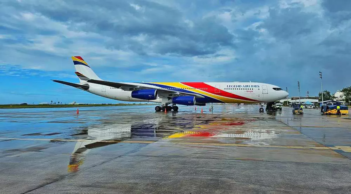 Avionul unei firme românești, cu 303 pasageri la bord, reținut la sol pe un aeroport din Franța. Ce suspiciuni au autoritățile franceze