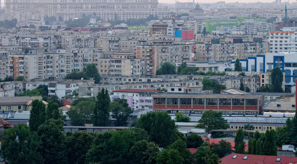 Spiegel: „Această situație amenință democrația fragilă a României”