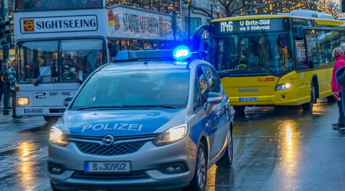 Patru bărbați suspectați că sunt membri Hamas, arestați la Berlin și la Rotterdam. Unde plănuiau să execute atentate