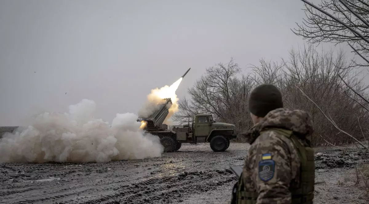 Rusia face progrese pe câmpul de luptă într-un moment critic al războiului. Ucraina admite: „Situația este dificilă și se deteriorează treptat”