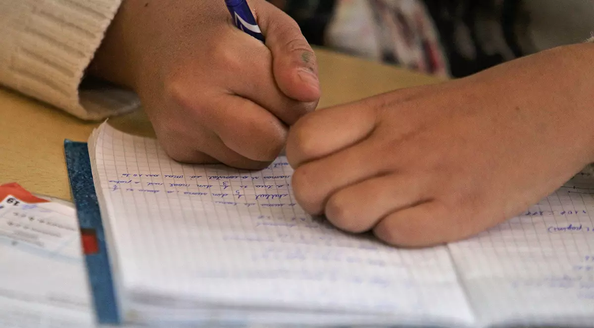 Ce se schimbă în educație în 2024: alte reguli pentru burse, majorarea pe jumătate a salariilor pentru profesori  