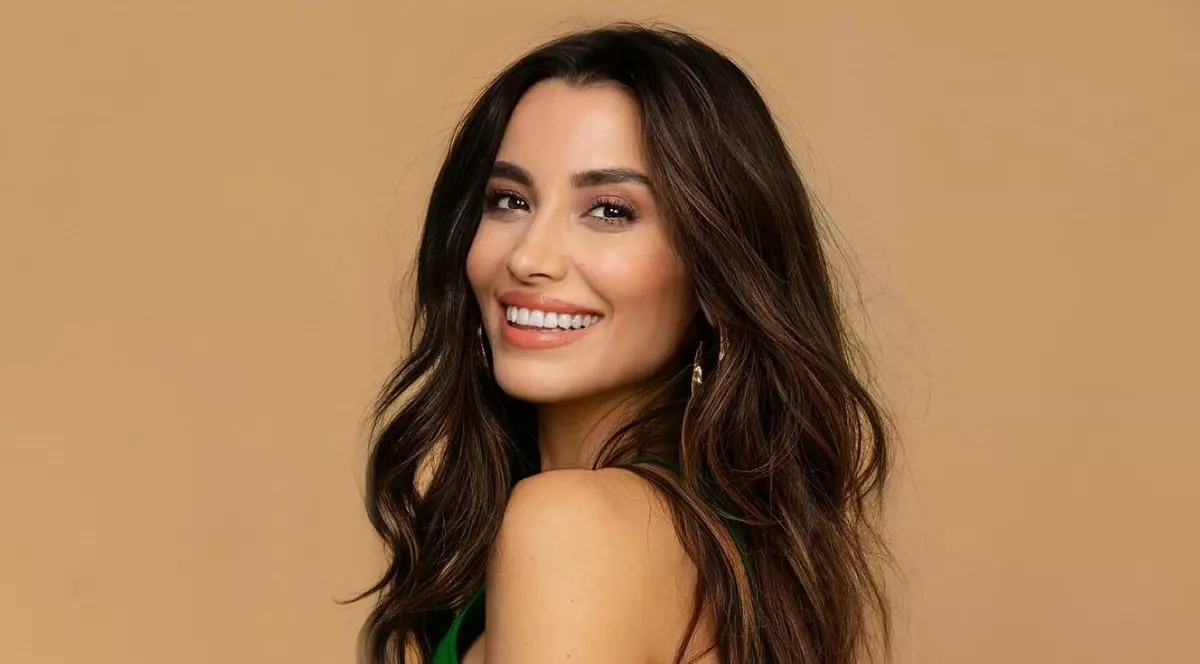 Trucul eficient al lui Lili Sandu pentru un ten fără riduri la 44 de ani: „Îl folosesc de două, trei ori pe săptămână”