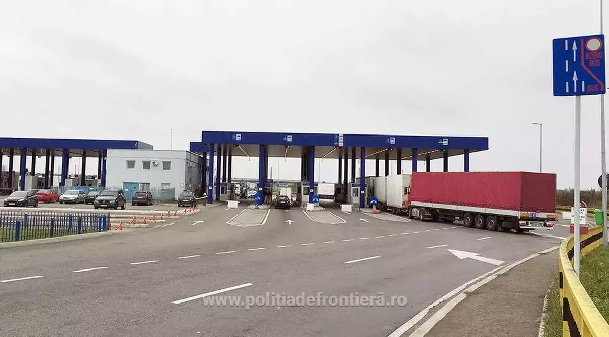 Cei 23 de poliţişti de frontieră de la Calafat cercetați pentru corupție, eliberați din arest și plasați sub control judiciar