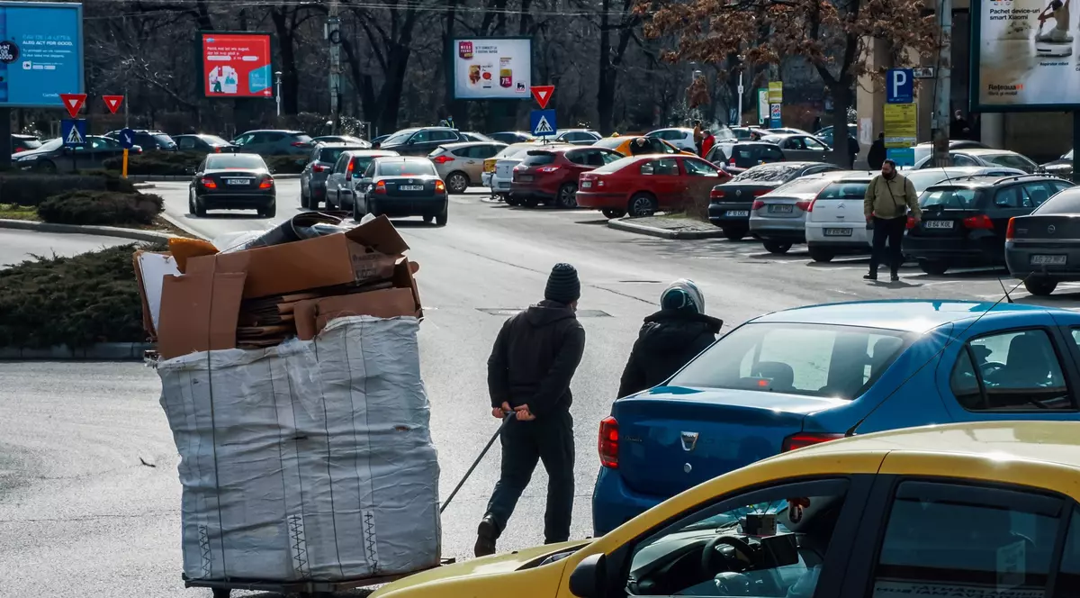 Insecuritatea economică, principalul agent electoral al partidelor populiste. Ce trebuie făcut ca să nu ne cadă în cap „drobul de sare”