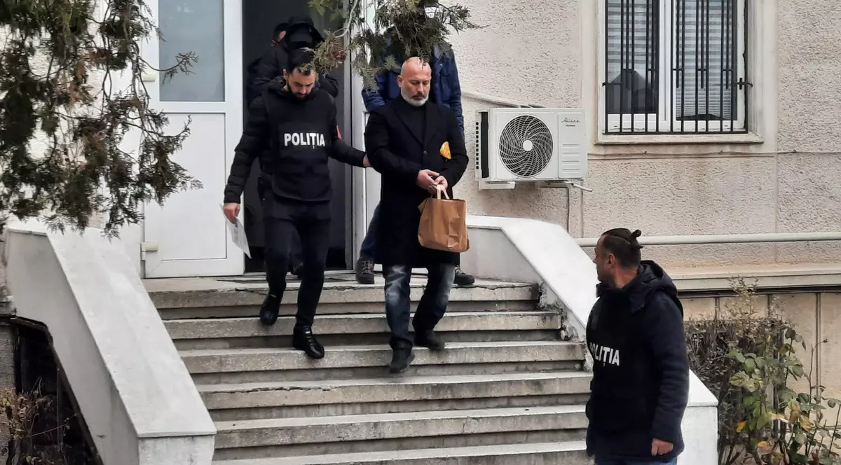 Cornel Dinicu, patronul Fermei Dacilor, arestat preventiv pentru 30 de zile. Cei doi administratori, plasați în arest la domiciliu