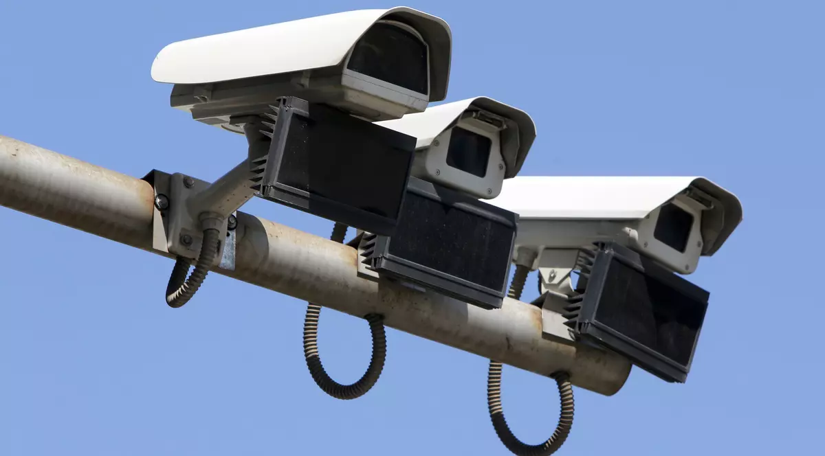 Polițiștii din România nu vor putea folosi camere video cu recunoaștere facială. Europarlamentar: „Au un potențial de abuz mult prea ridicat”