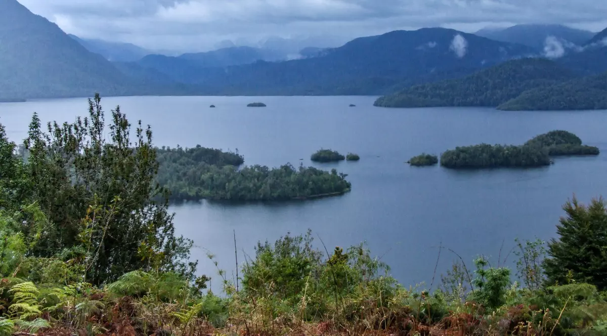 Norvegia va permite depozitarea deșeurilor miniere în fiorduri. Care sunt riscurile pentru mediu