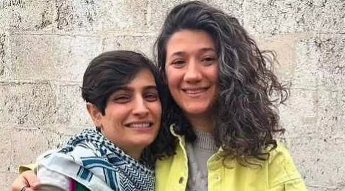 Iranul le-a eliberat pe cauţiune pe jurnalistele încarcerate pentru că au relatat despre moartea Mahsei Amini