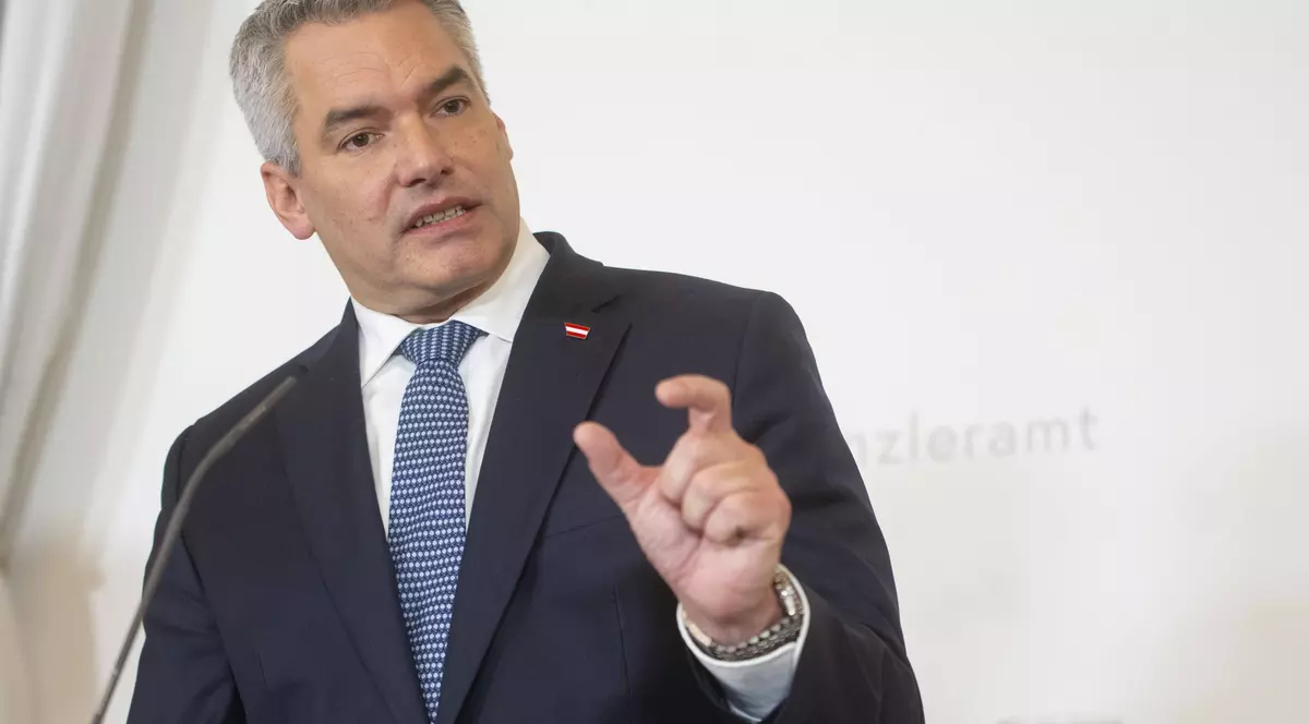 Karl Nehammer, discurs la Congresul PPE de la Bucureşti: „Să vedem cum îmbunătățim Europa”. Nicio precizare despre Schengen