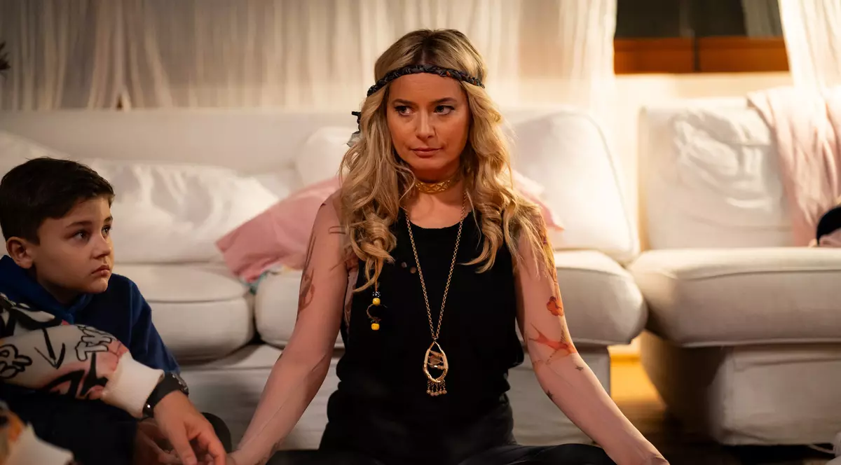 Laura Cosoi revine în televiziune, într-un serial la Antena 1. Ce rol va juca: „M-am bucurat atunci când am primit invitația de a participa”