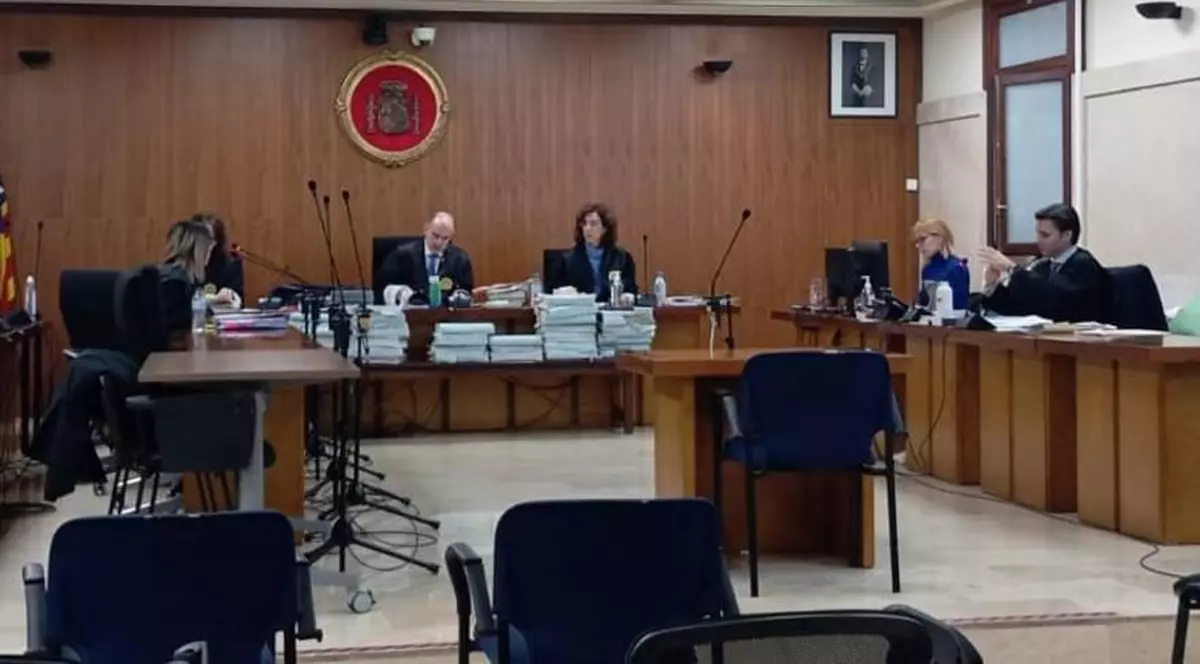 „De ce să fur, dacă aveam 500.000 de euro în bancă?”, i-a spus judecătorului un român acuzat că a jefuit vile de lux în Palma de Mallorca