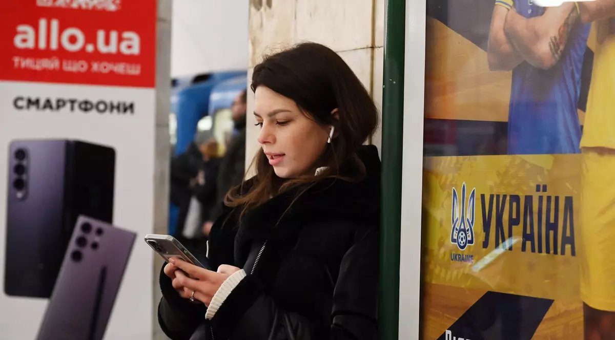 Hackerii ruși au reușit să pătrundă în principalul operator de telecomunicații ucrainean cu multe luni înainte de a comite un atac major