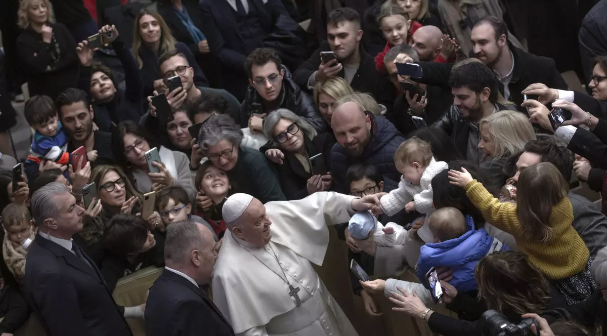 Papa Francisc: „Africanii sunt un caz special” în ceea ce privește binecuvântările pentru cuplurile de același sex