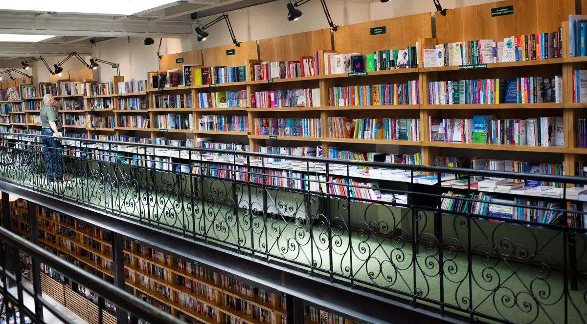 De ce Marcel Ciolacu nu salvează piața editorială de la faliment cu o plafonare sau o compensare?  