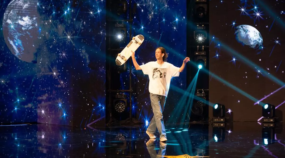 Daniel Popescu, moment spectaculos pe scena talentelor! Tânărul de 18 ani s-a autoproclamat cel mai bun skater. Reacția lui Mihai Bobonete