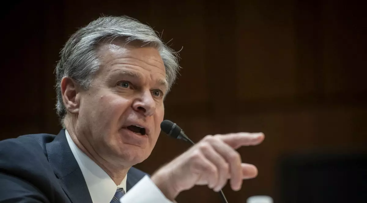 Directorul FBI, vizită în România. Cu cine s-a întâlnit Christopher Wray
