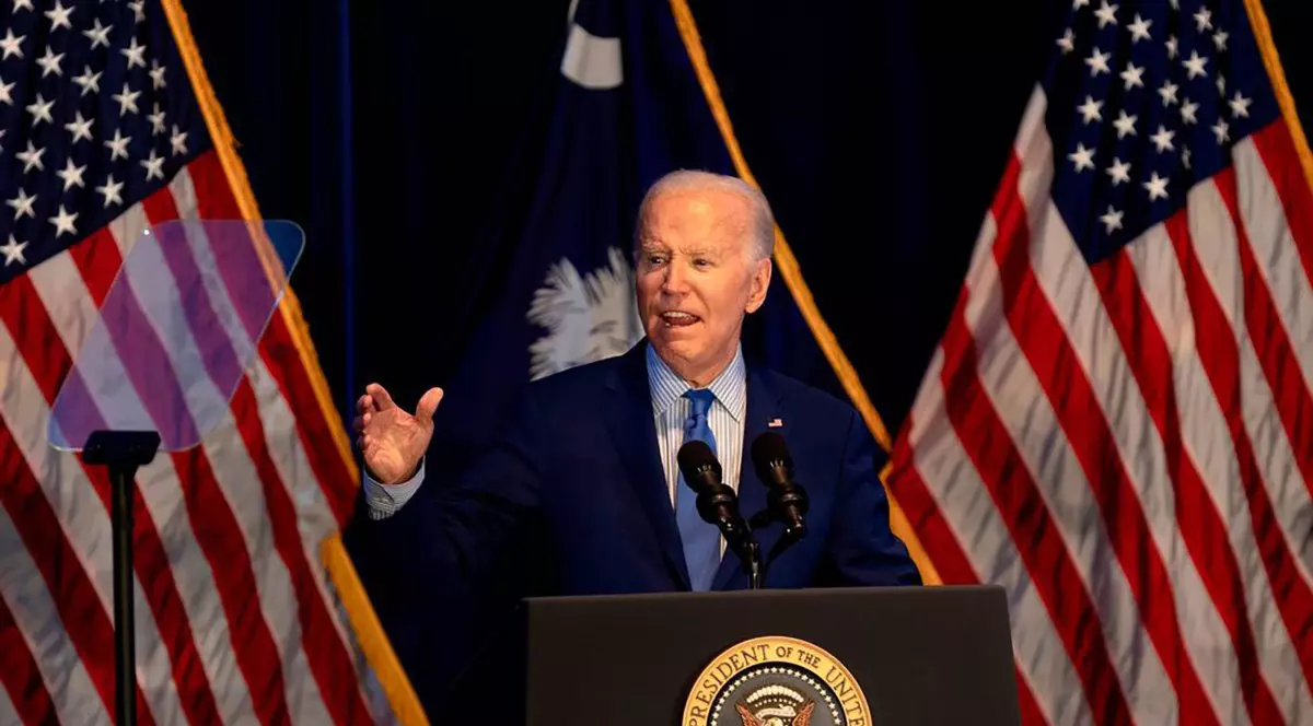 O nouă gafă a lui Joe Biden. L-a confundat pe Emmanuel Macron cu Francois Mitterrand, care a murit în 1996 | VIDEO