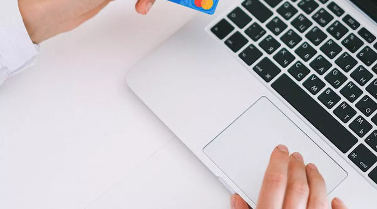Protecția Consumatorilor și Reglementarea Publicității Online