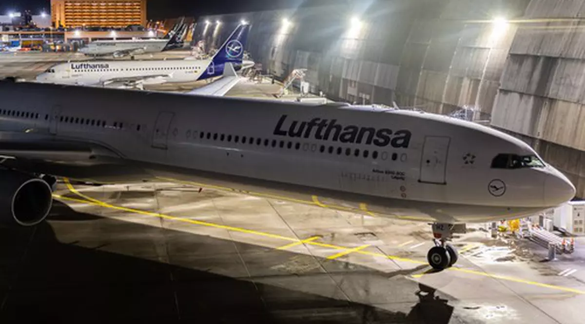 MAE, atenţionare de călătorie pentru Germania: zborurile operate de Lufthansa, perturbate din cauza unei greve. Ce aeroporturi sunt afectate