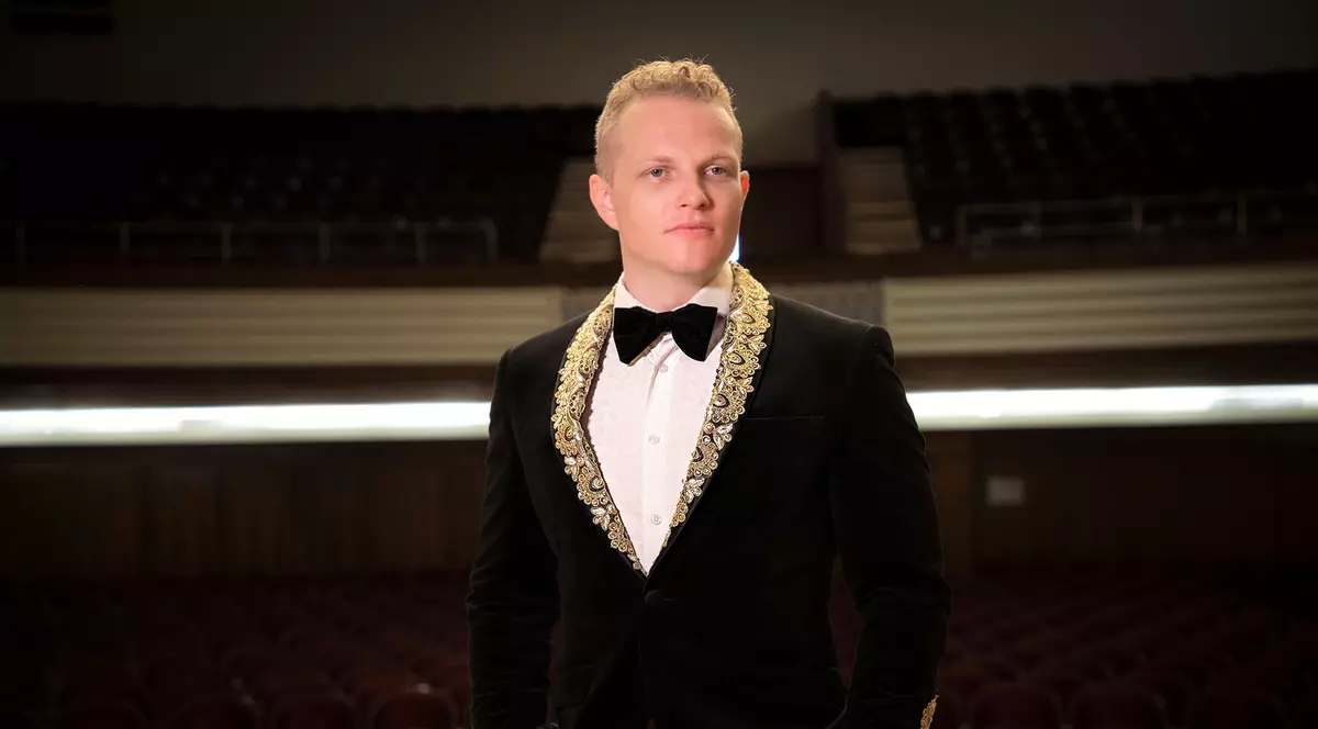 Tenorul Ştefan von Korch vă invită să descoperiţi poveşti de iubire din opere şi operete, pe 3 februarie la Sala Dalles în concertul Chanson D’Amour