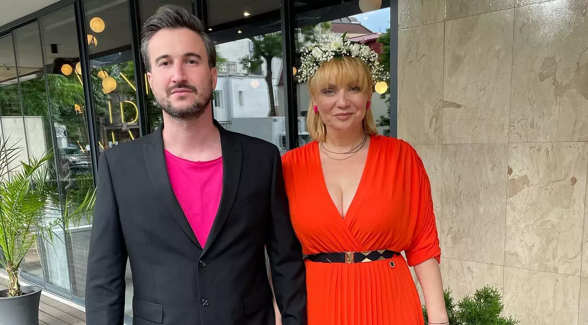 Reacția Cristinei Cioran după ce tatăl fetiței sale a fost surprins alături de o altă femeie. „Dacă e triunghi, eu nu mă bag”