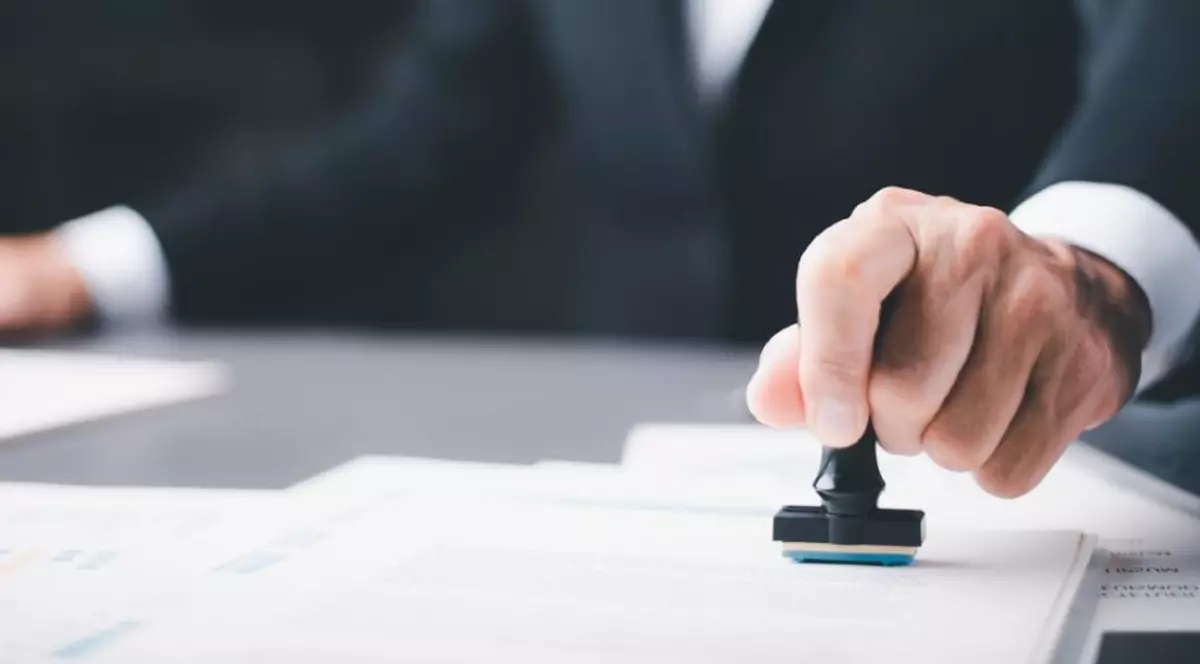 Fraudă de trei milioane de euro din fonduri europene la Arad. Parchetul European a efectuat percheziții