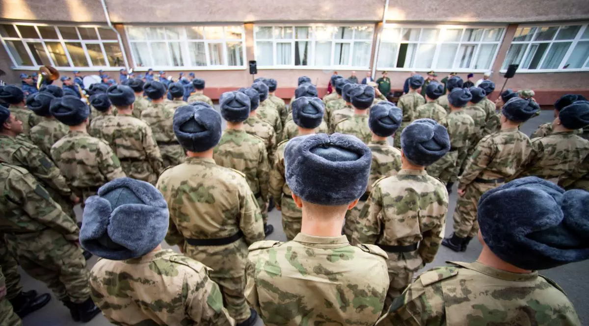 Putin a semnat un decret privind recrutarea de primăvară. 150.000 de ruși vor fi înrolați pentru serviciul militar