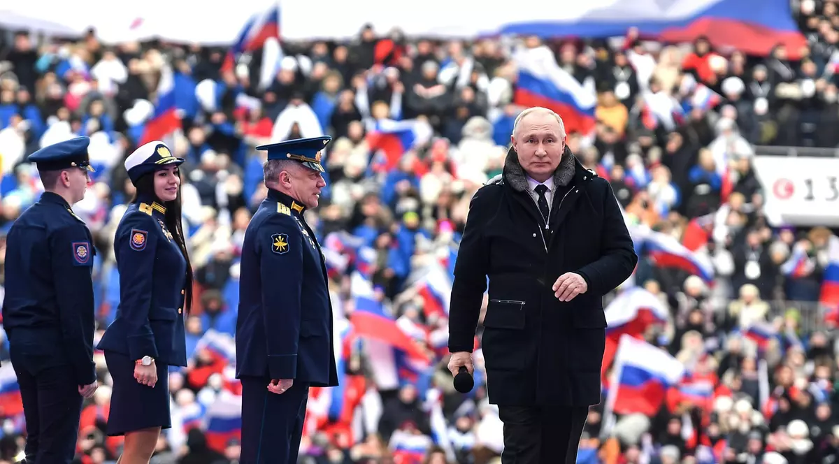 „Nu aveți nicio îndoială: este o slujbă pe viață”. Cum reușește Vladimir Putin să continue să câștige alegerile din Rusia | Analiză Reuters