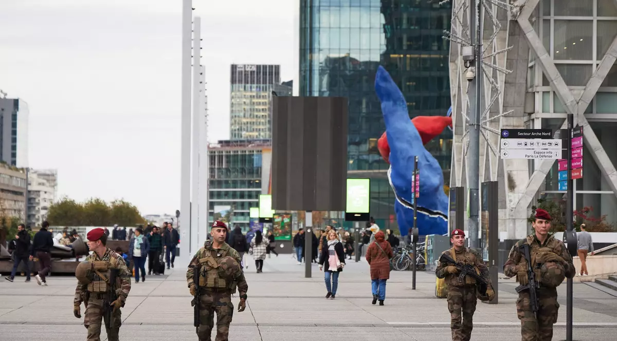 Franța a ridicat la maxim nivelul de alertă teroristă, după atacul de la Moscova, anunță premierul Attal