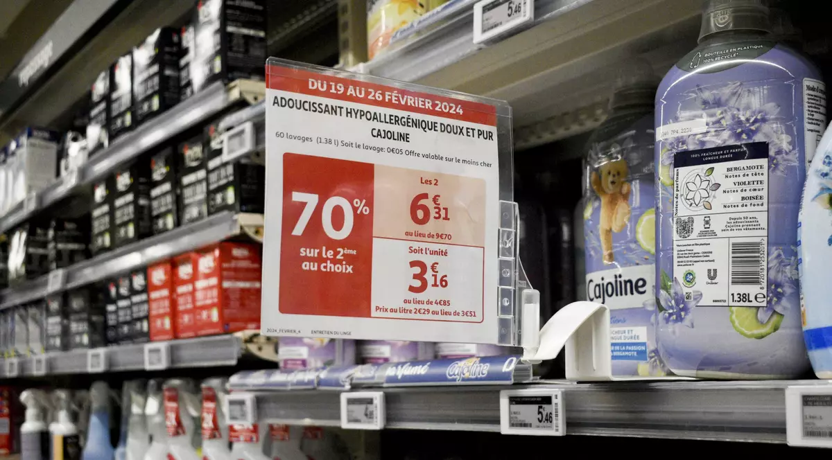 Era campaniilor de tipul „Cumperi un produs, primești încă unul gratis”, la final: Franța a interzis „mega-reducerile” în supermarketuri